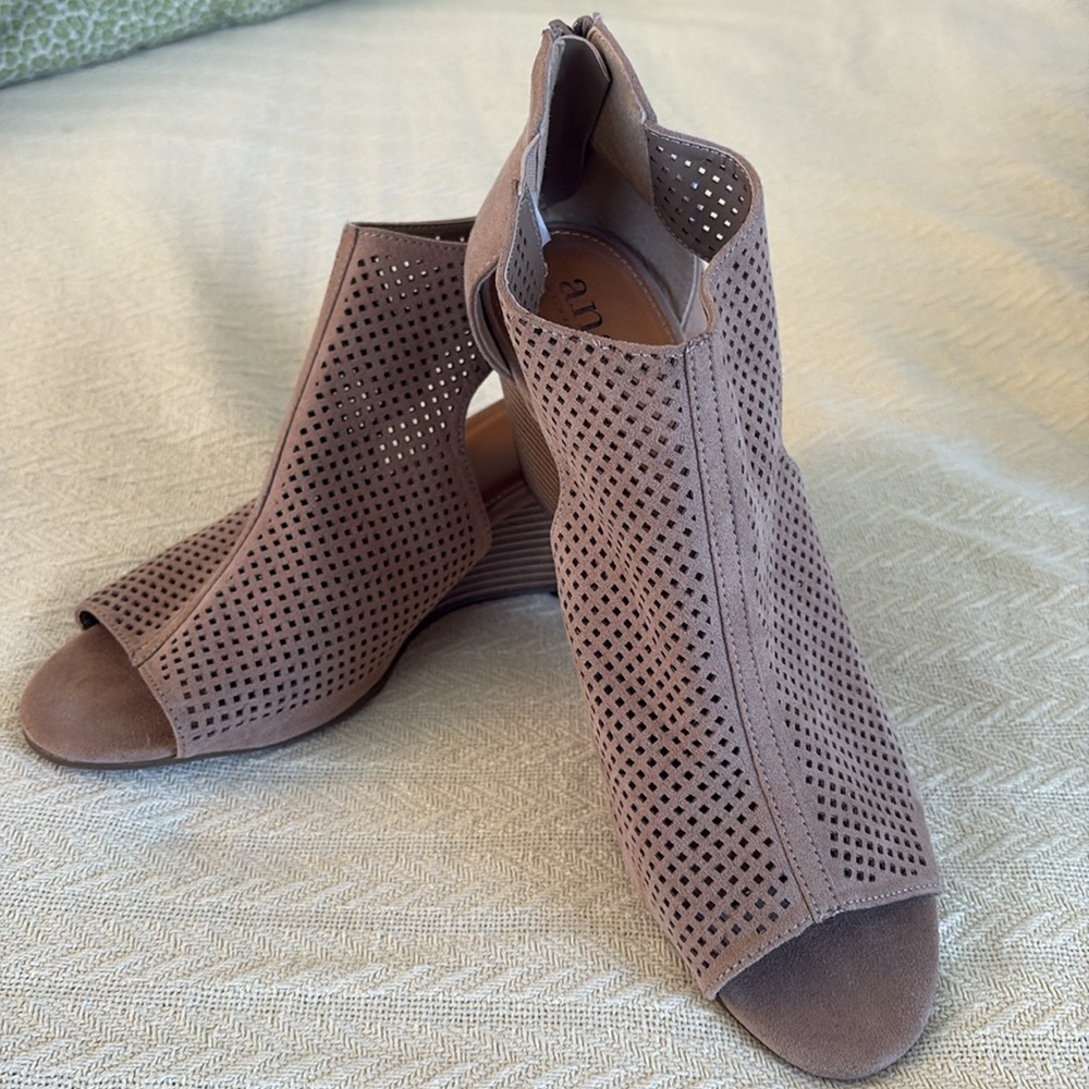 Size 11 a.n.a brown suede dress bootie  heel shoe 3 in